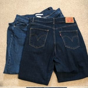 2 Levi's stretch denim